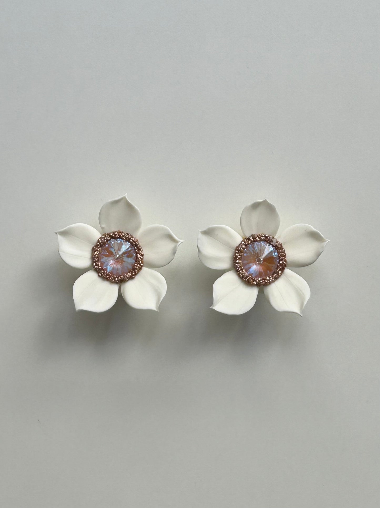 PENDIENTES JAZMÍN WHITE