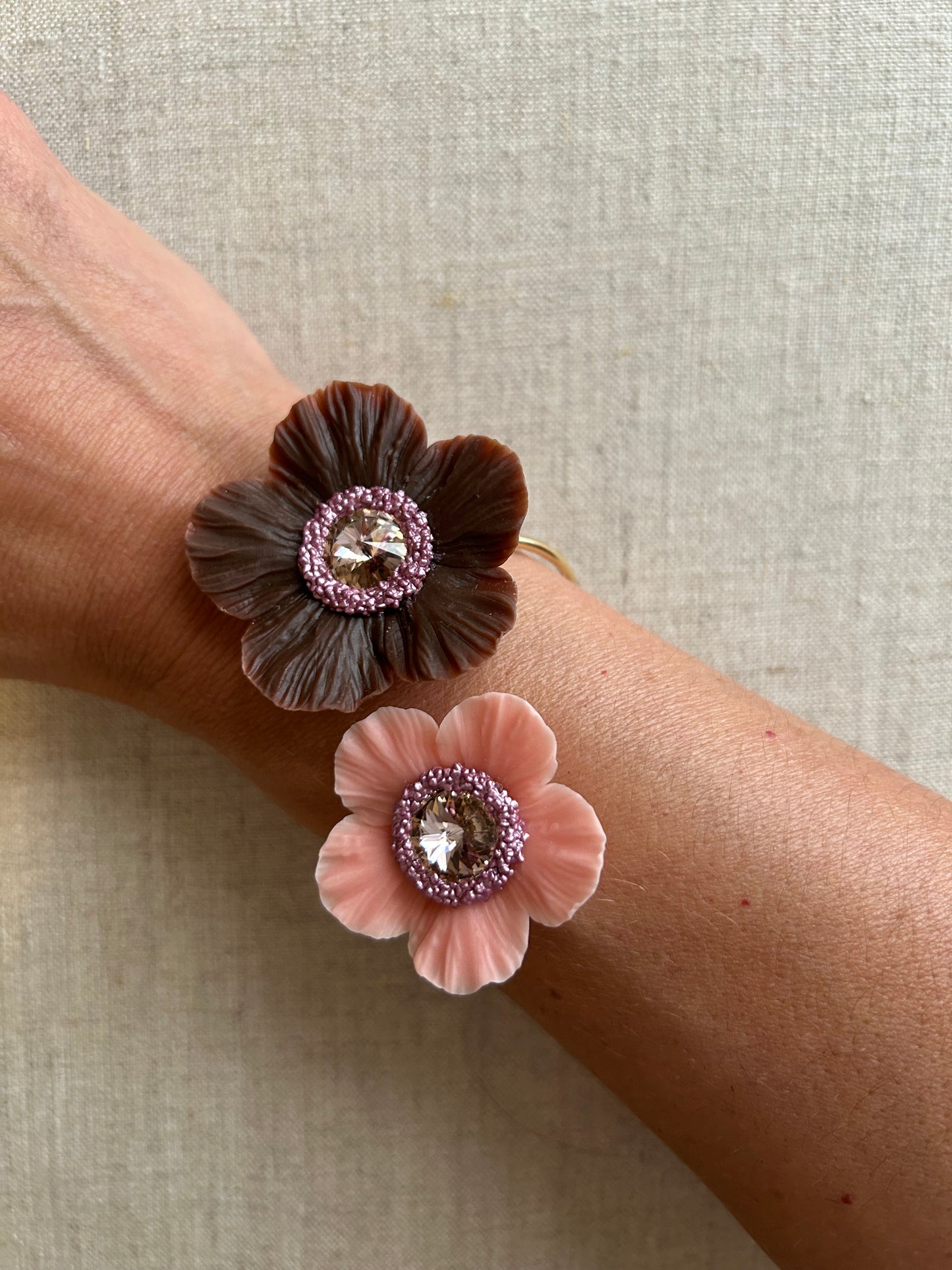 BRAZALETE ANÉMONA COGNAC