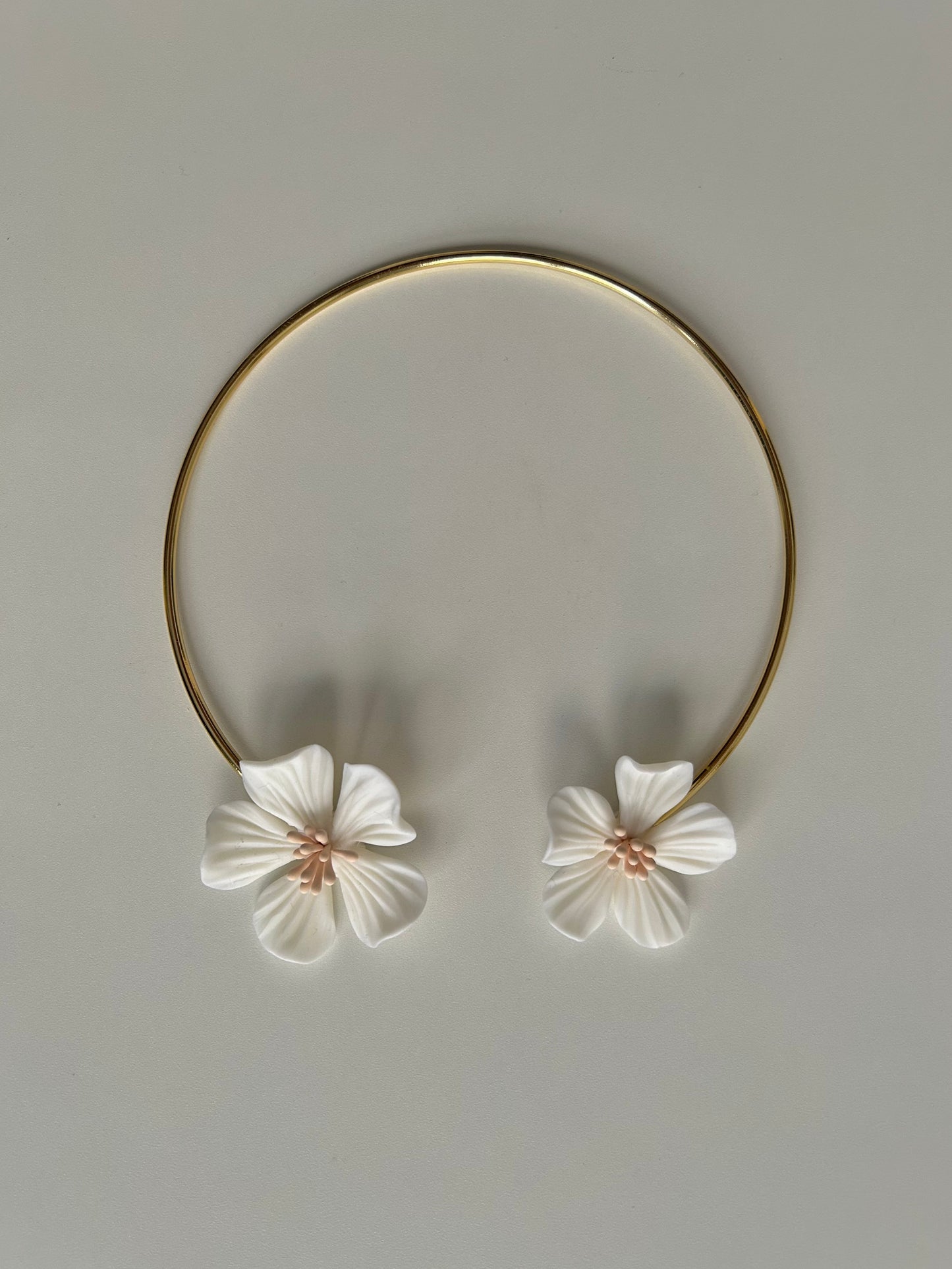 CHOKER CHABELA WHITE