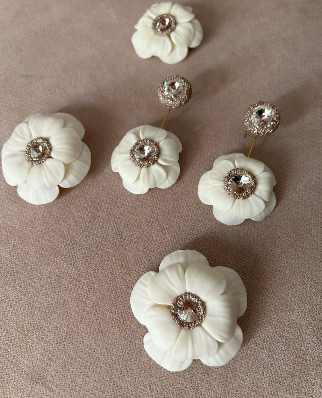 PENDIENTES CAMELIA