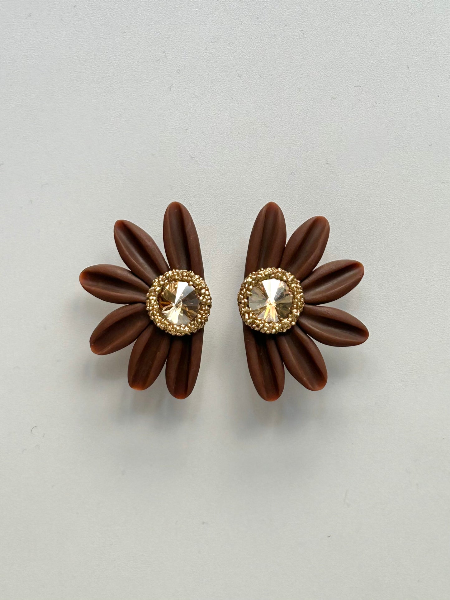 PENDIENTES DAISY PARTY CHOCOLATE LE PETITE EDICIÓN LIMITADA