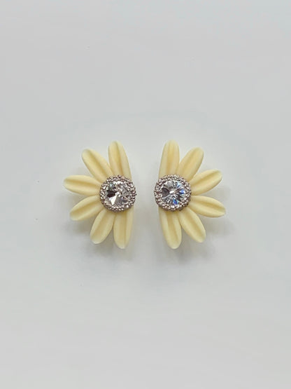 PENDIENTES DAISY PARTY MANTEQUILLA LE PETITE LIMITED EDITION
