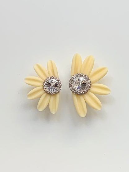 PENDIENTES DAISY PARTY MANTEQUILLA LIMITED EDITION