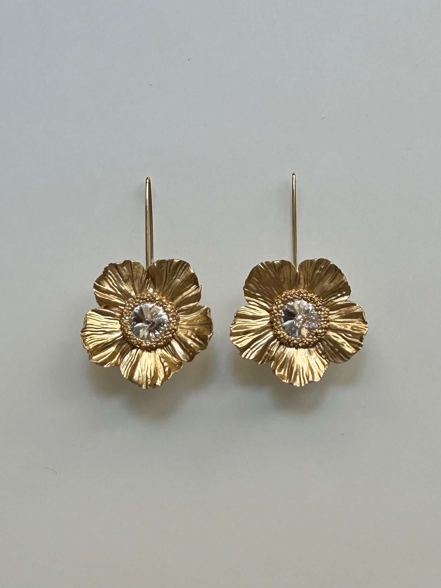 PENDIENTES ANÉMONA GOLD LANZA