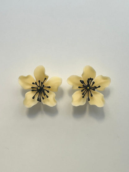 PENDIENTES ALMENDRO VAINILLA