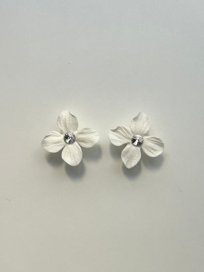 PENDIENTES HORTENSIA WHITE