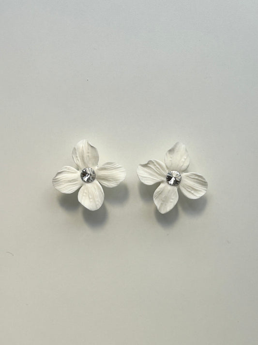 PENDIENTES HORTENSIA WHITE LE PETITE