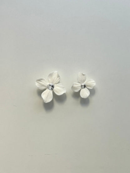 PENDIENTES HORTENSIA WHITE